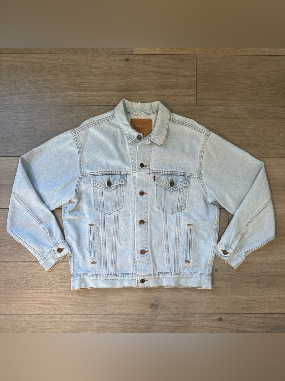 Vtg 1997 Levi’s Size M Denim Trucker Jacket 70507-0313 Light Stonewash Made USA